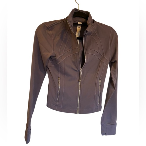 NWT Lululemon define cropped jacket nulu GRAPE MIST Size 6
